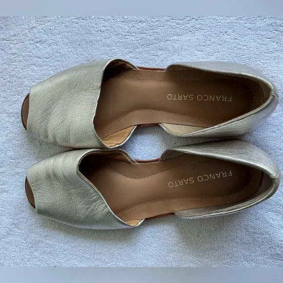 Franco Sarto Women's Metallic Silver Loafers Sz 7.5 - Picture 4 of 11